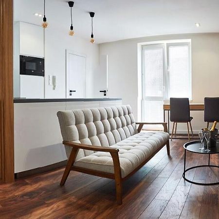 קושיצה Beautiful Apartment Near The City Center מראה חיצוני תמונה