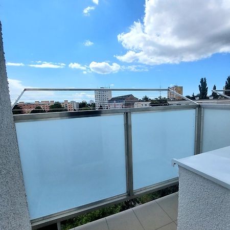 קושיצה Beautiful Apartment Near The City Center מראה חיצוני תמונה