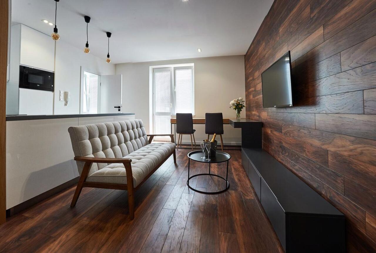 קושיצה Beautiful Apartment Near The City Center מראה חיצוני תמונה
